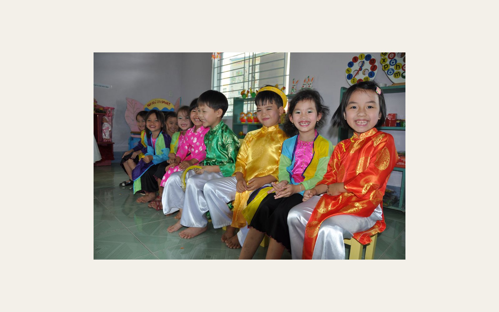 Tủ sách vùng xa